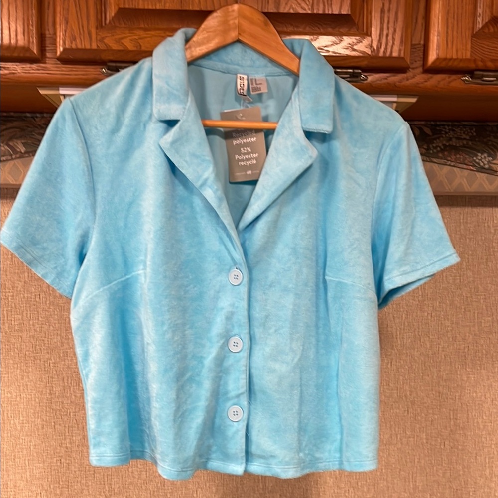 H&M Terry Fluffy Short Sleeve Cropped Shirt Sky Blue M